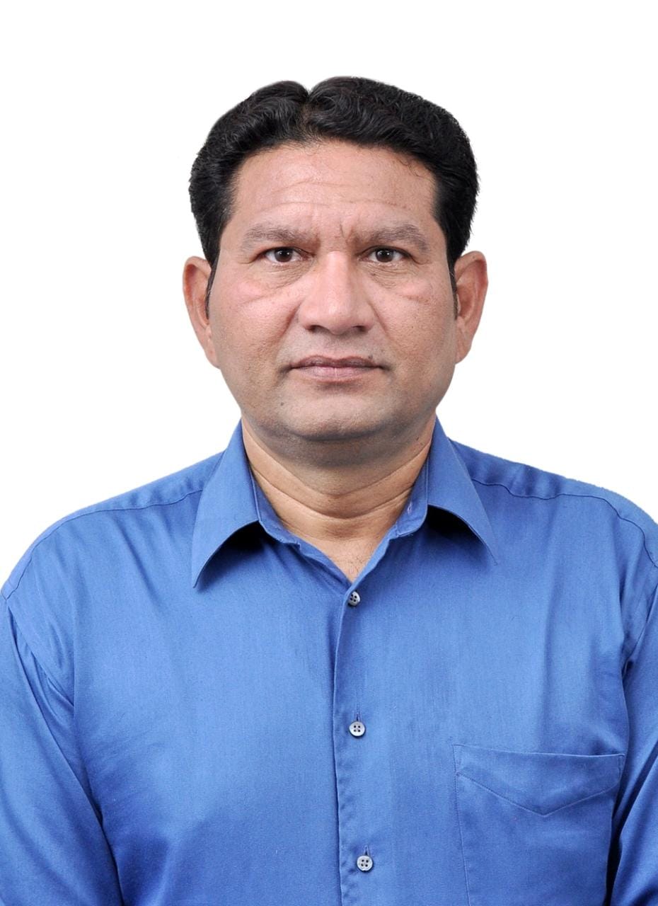Mr. AASHAR SHAFIQUE