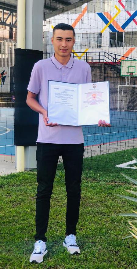 Mr. daniel felipe  mejia molina 