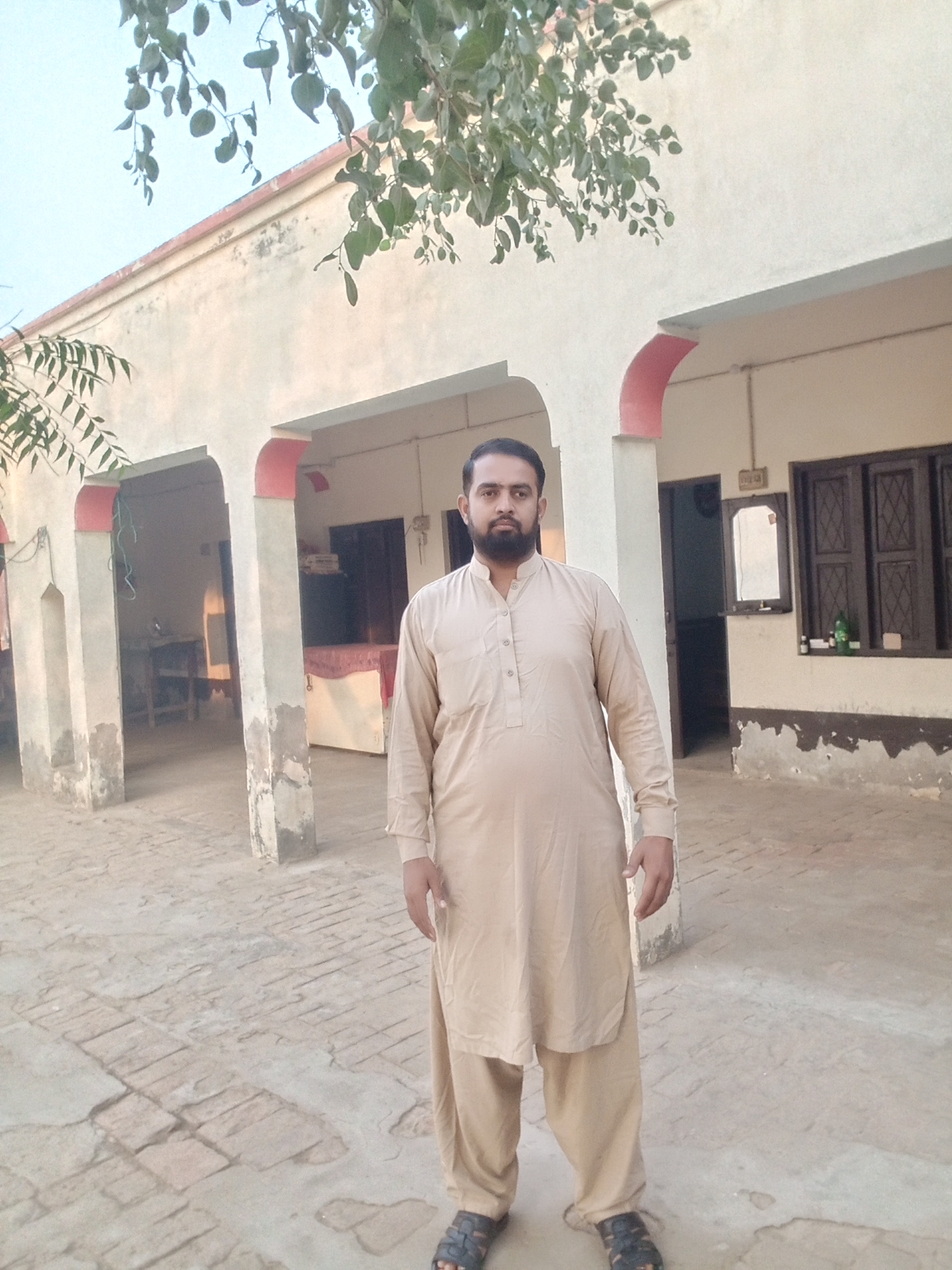 Mr. GHULAm Murtaza