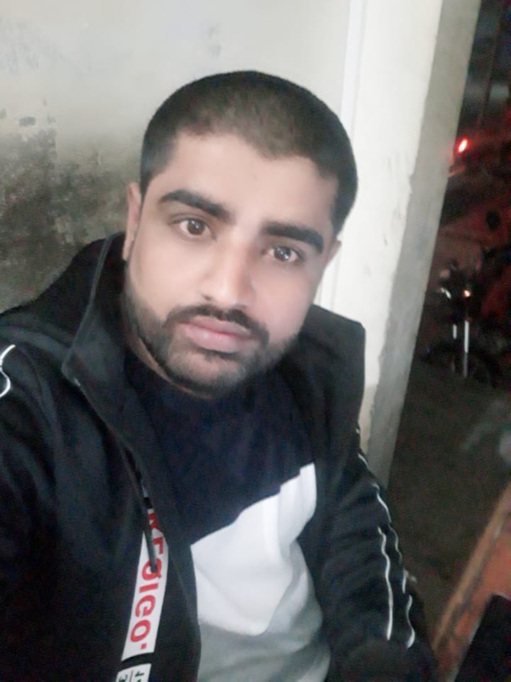 Mr. kashif gujjar