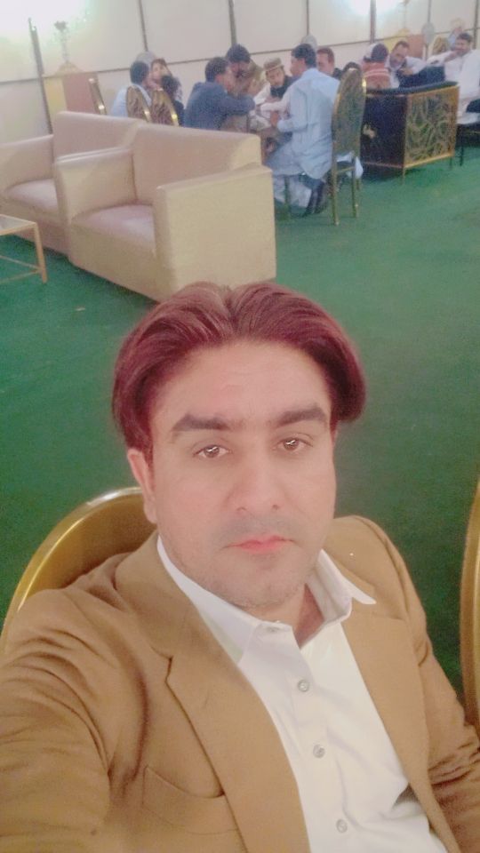 Mr. Tahir  Khan 