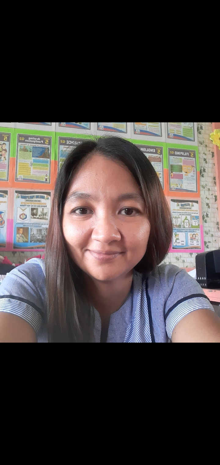 Mrs. Dhoshe de Guzman